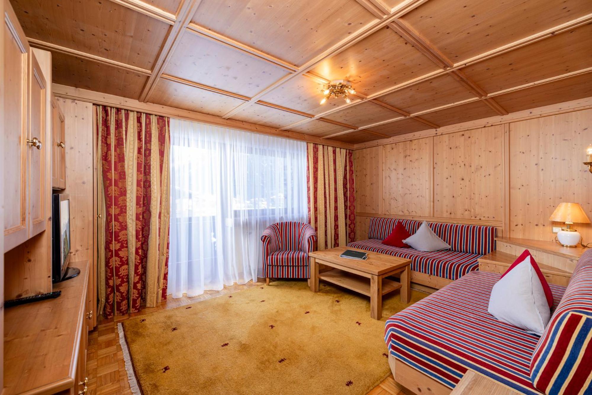 Aparthotel Landhaus St. Joseph マイヤーホーフェン エクステリア 写真
