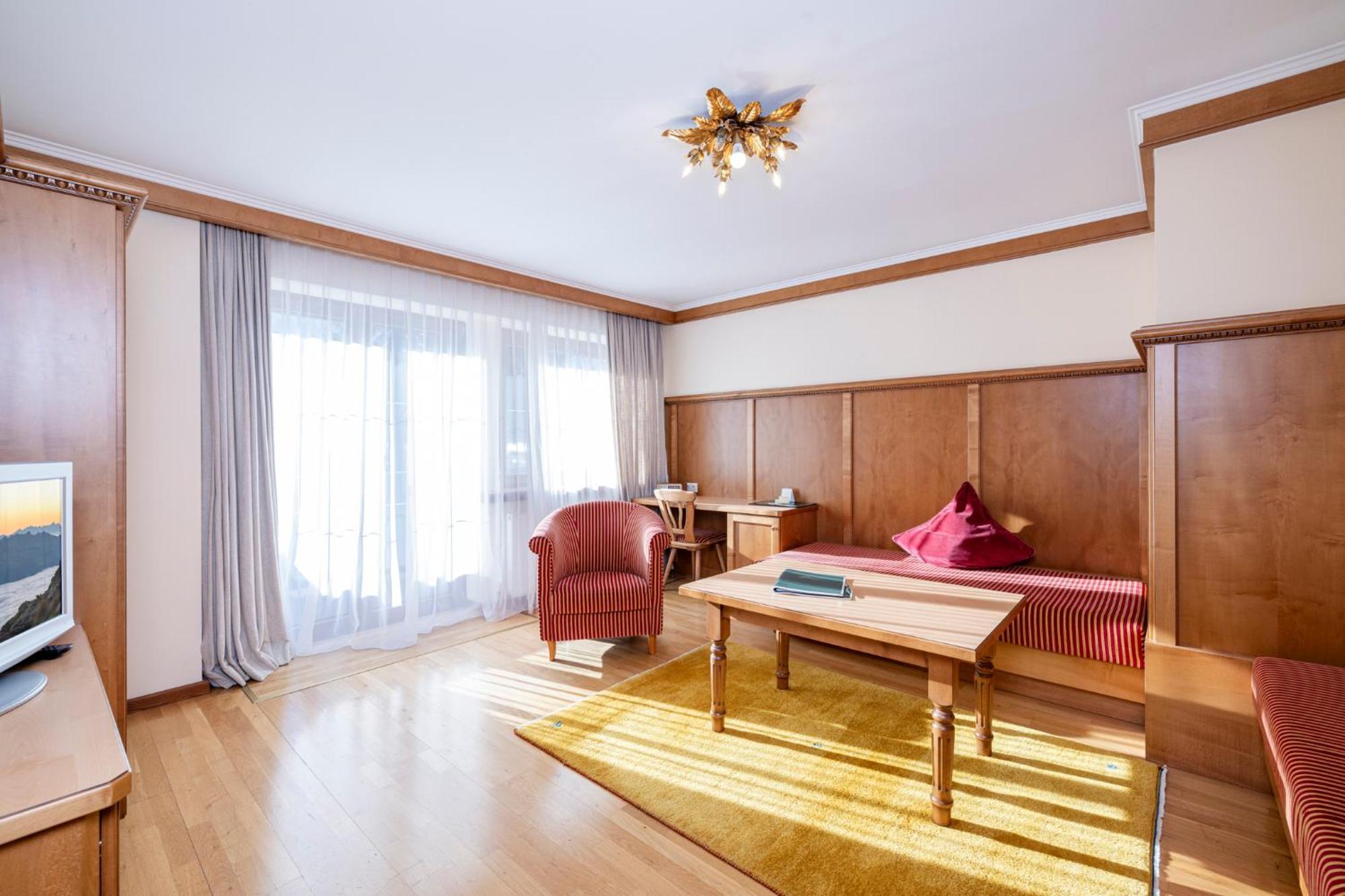 Aparthotel Landhaus St. Joseph マイヤーホーフェン エクステリア 写真
