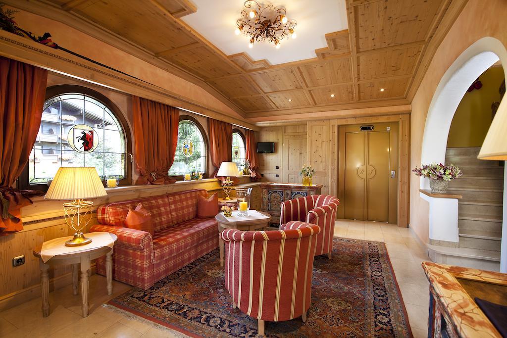 Aparthotel Landhaus St. Joseph マイヤーホーフェン エクステリア 写真